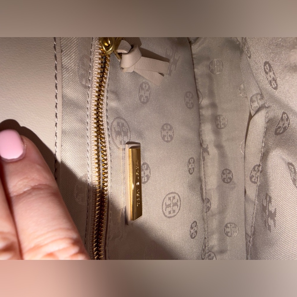 Tory Burch Fleming Convertible Cream Blush Quilted Leather Chain Shoulder Bag - Picture 8 of 14